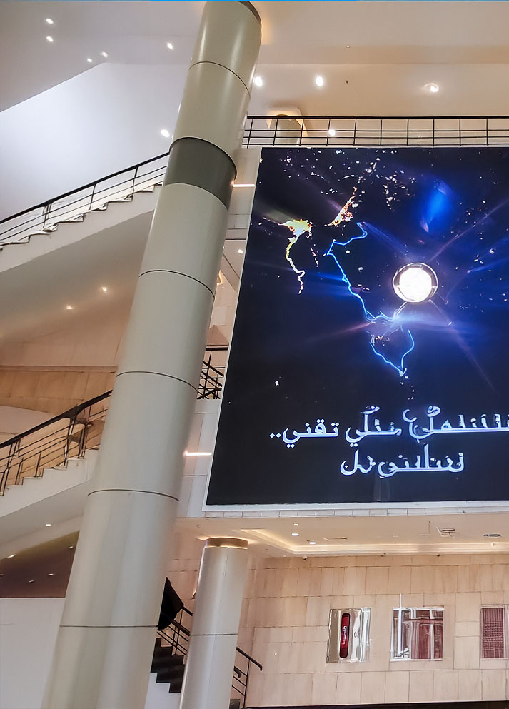 real-stories-eno-digital-signage-03