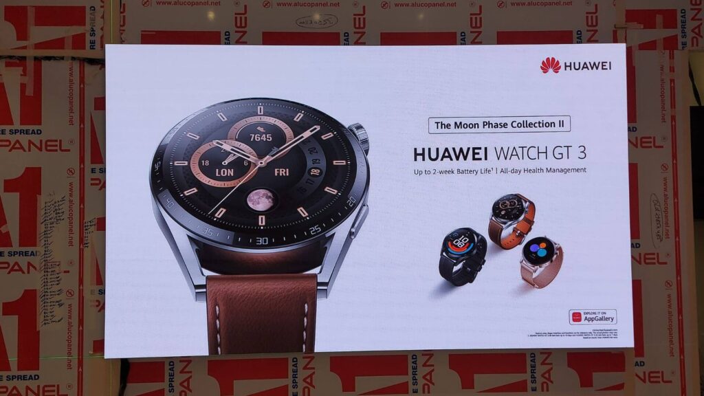 LED Installation Huawei Yas Mall